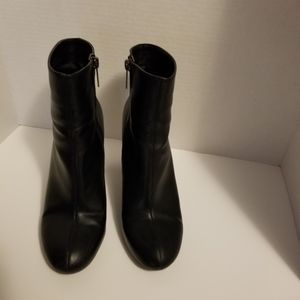 Black Booties w/ Chunky Brown 3.5 inch Heel (8.5)